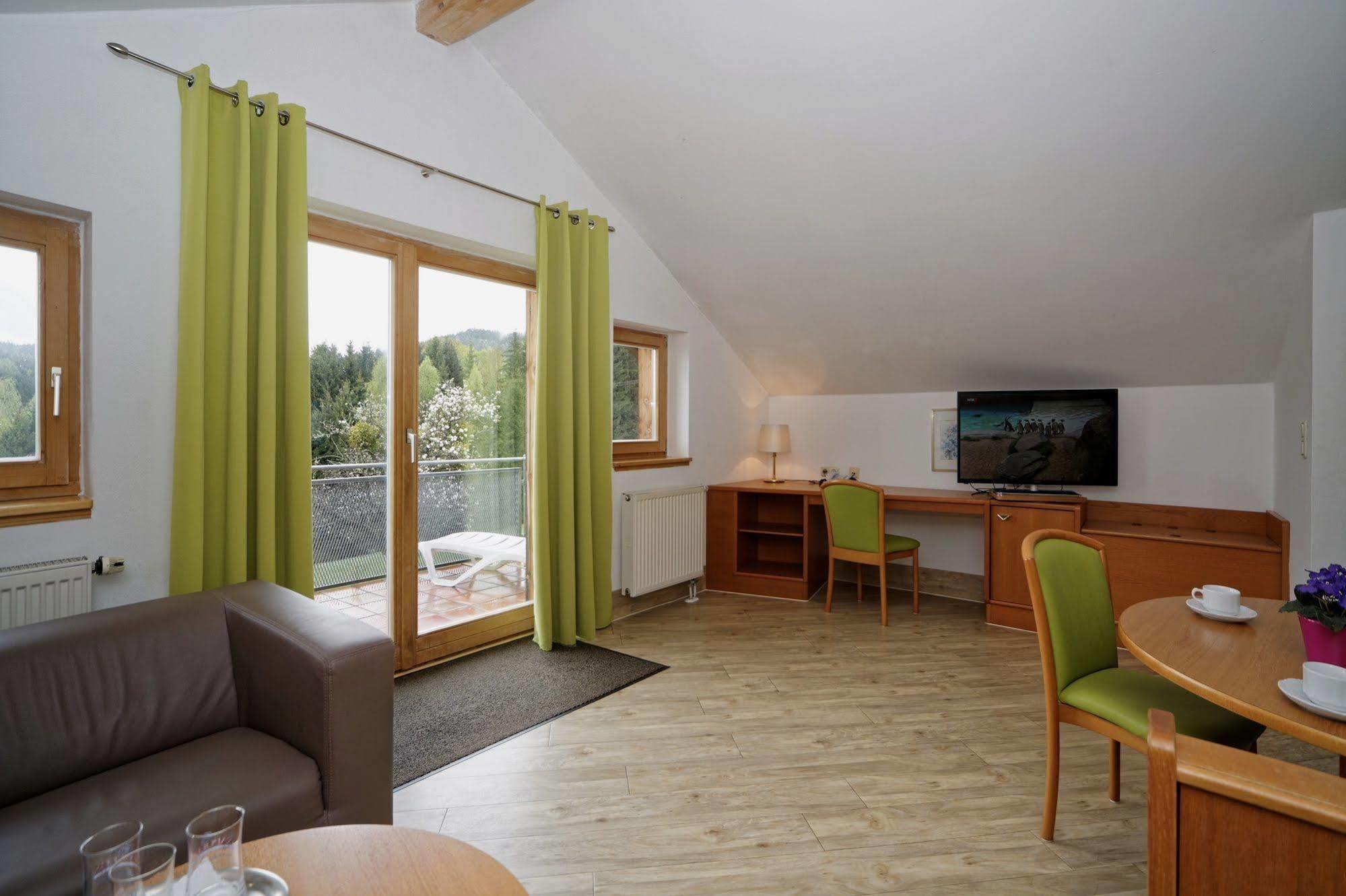 Village Hotel Bayerischer Wald Neukirchen  외부 사진